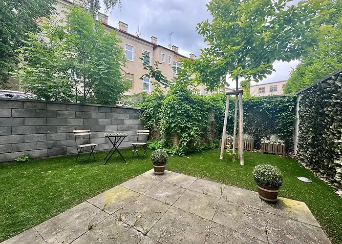 Moebliertes Mit Terrasse * Відень